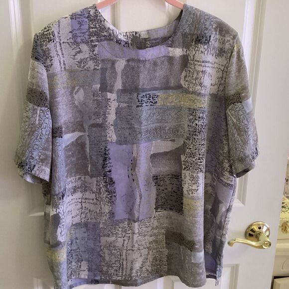 EUC Kathy Che Brand Womens Short Sleeve Dress Blouse Size L - Picture 2 of 6
